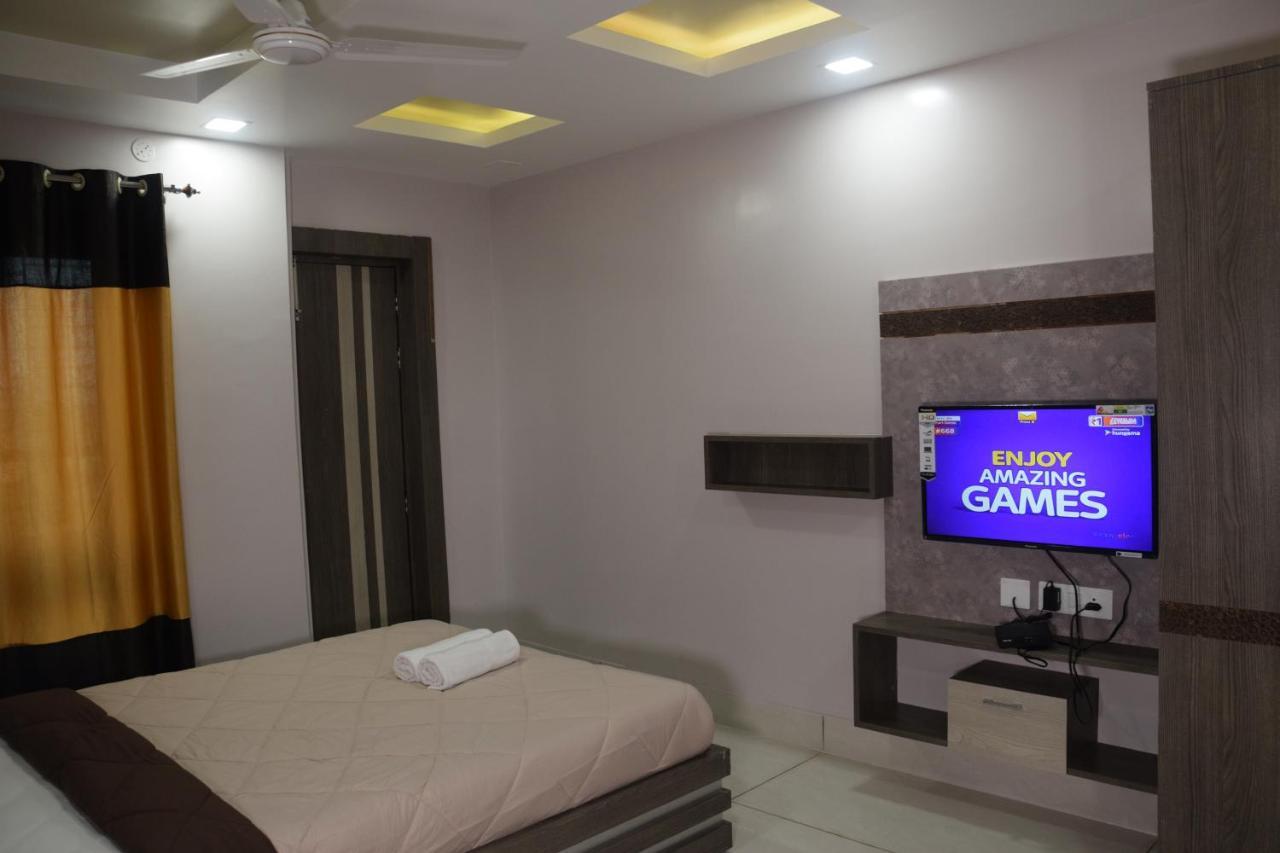 Hotel Nandini Baharampur Extérieur photo