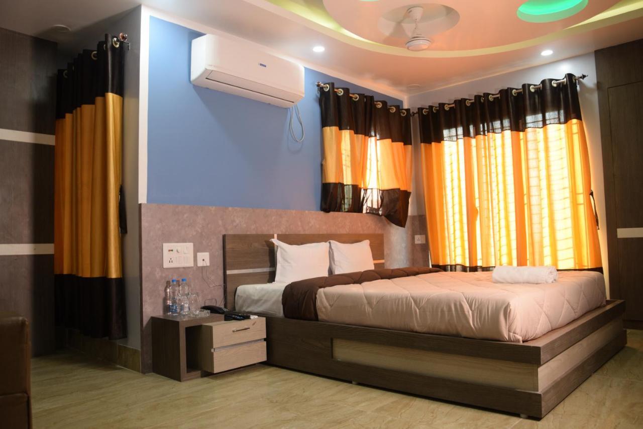 Hotel Nandini Baharampur Extérieur photo