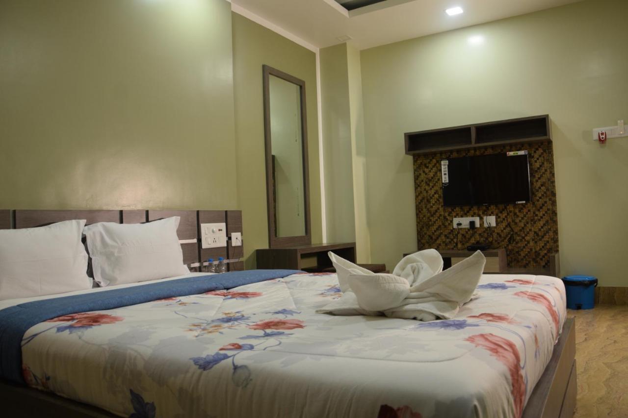 Hotel Nandini Baharampur Extérieur photo